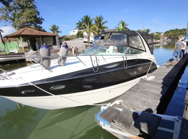 Bayliner Cruiser 330