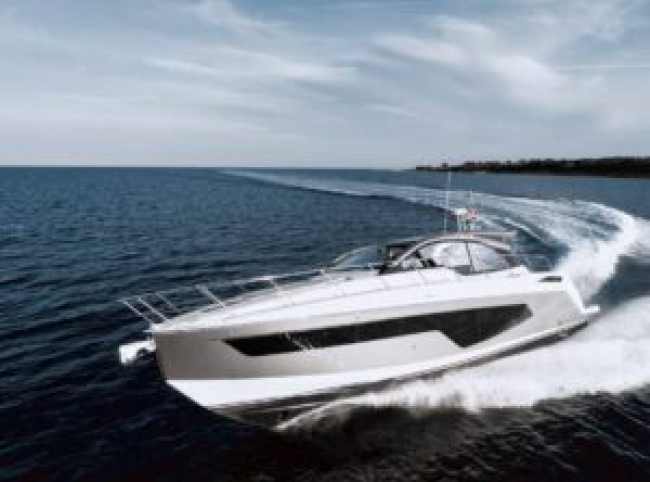 Intermarine Excalibur 39