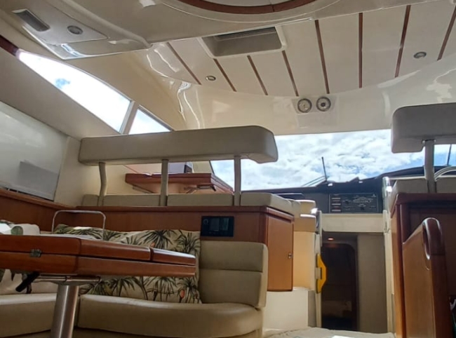Ferretti 46