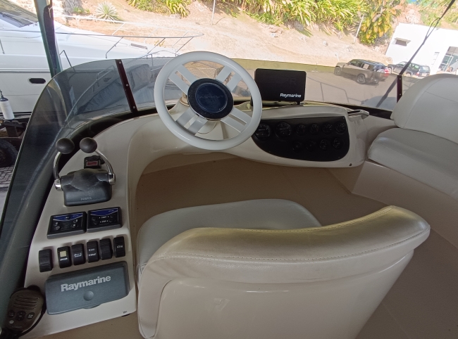 Intermarine 380 Full