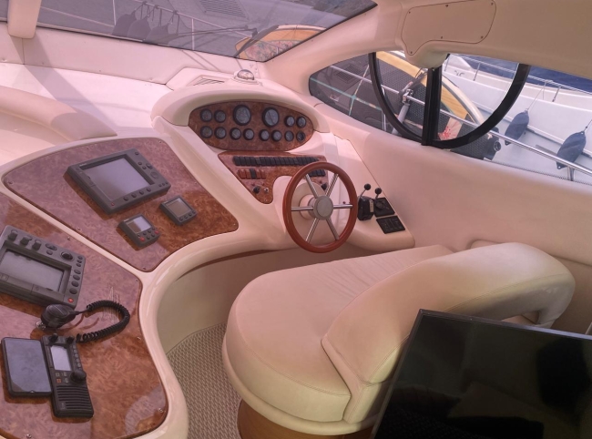 Intermarine 500 Full