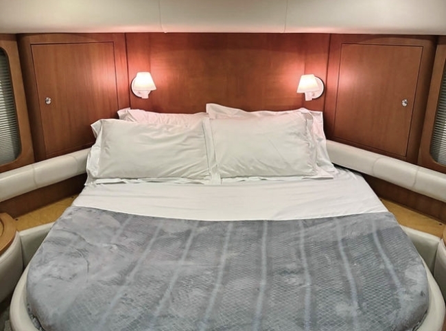 Intermarine 600 Full