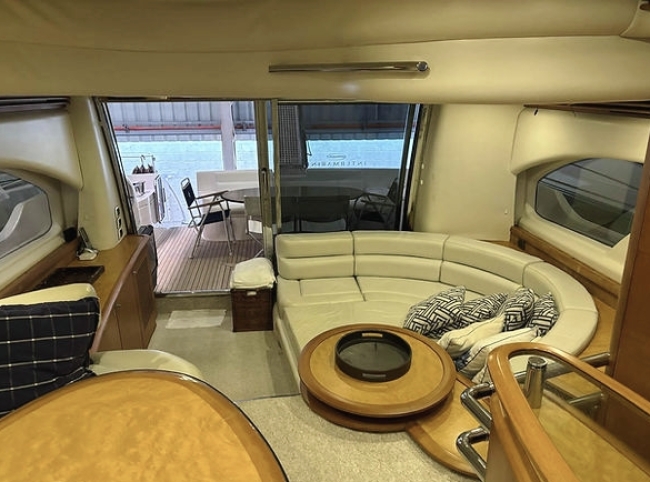 Intermarine 600 Full