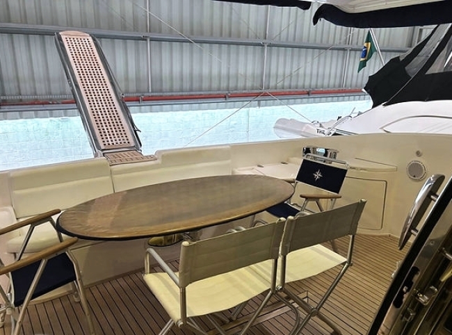 Intermarine 600 Full